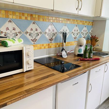 Estudio Jimena Carabeo En El Centro De Nerja Eksteriør bilde