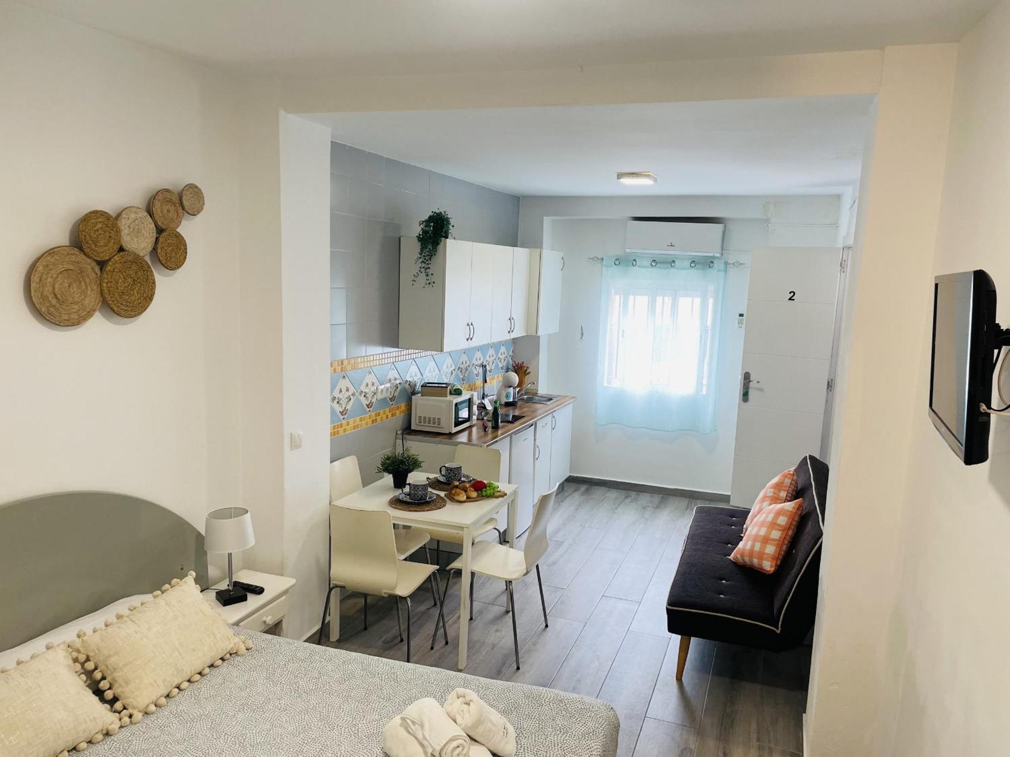 Estudio Jimena Carabeo En El Centro De Nerja Eksteriør bilde
