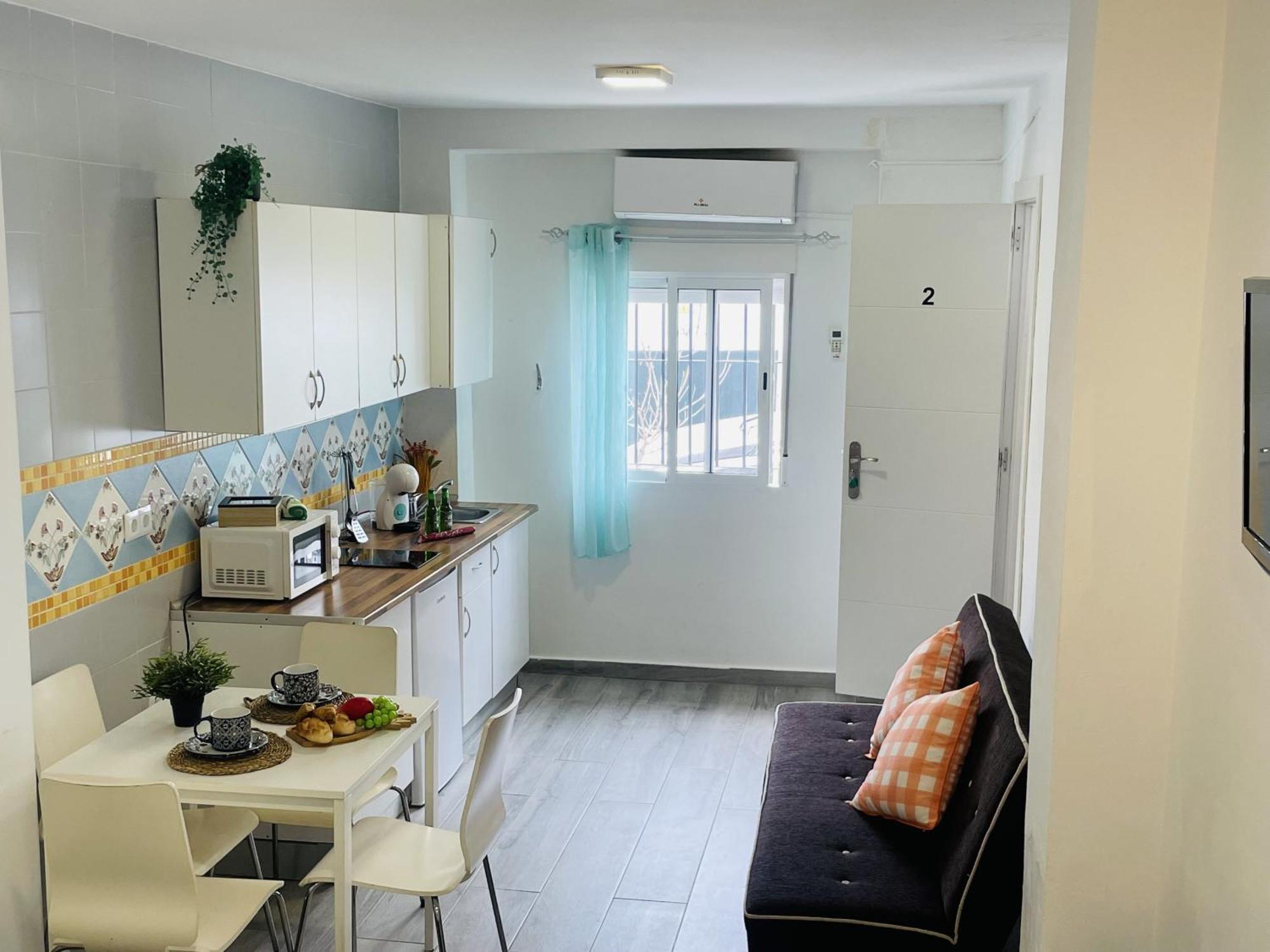 Estudio Jimena Carabeo En El Centro De Nerja Eksteriør bilde